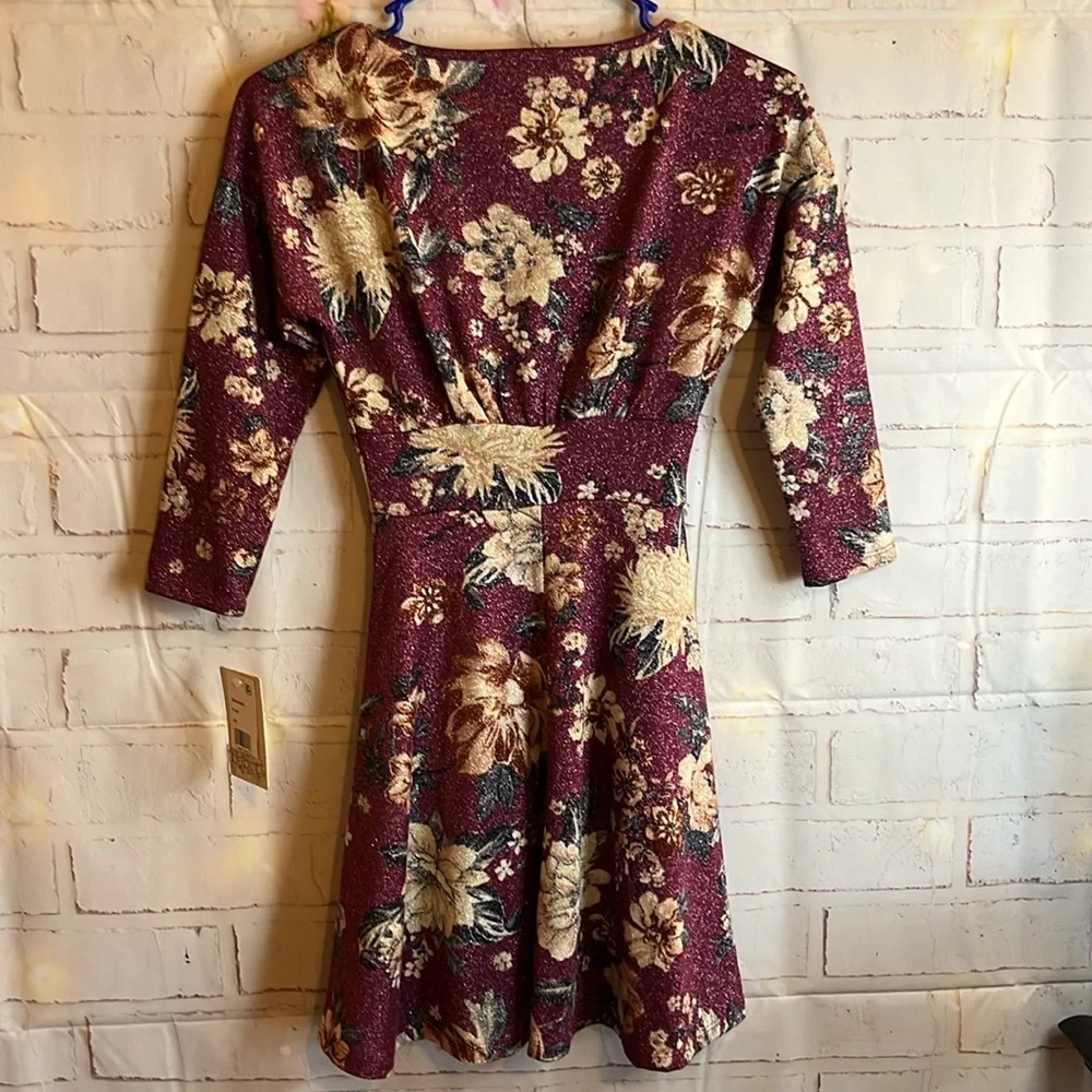 Gorgeous JUNIORS BEBOP SPARKLE FLORAL SWING DRESS XXS - Picture 12 of 16